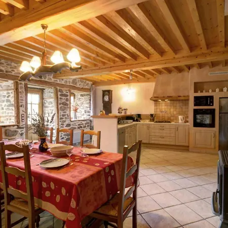 Holiday home Avec Cheminee, Terrasse, Et Jardin Prive A - Fr-1-496-19 Saint-Just-en-Bas