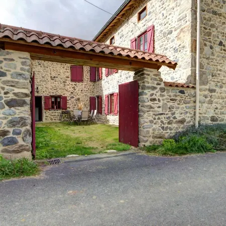 Avec Cheminee, Terrasse, Et Jardin Prive A - Fr-1-496-19 *